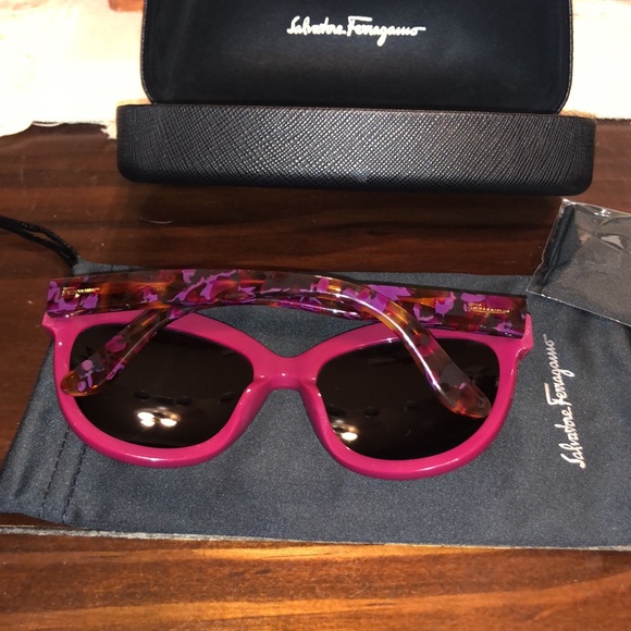 Salvatore Ferragamo sunglasses NWOT main image 4